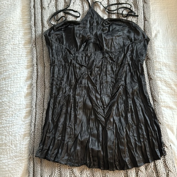 One step up, Brand, crushed satin, black BoHo, exotic top Size L bin 8 - Picture 3 of 4
